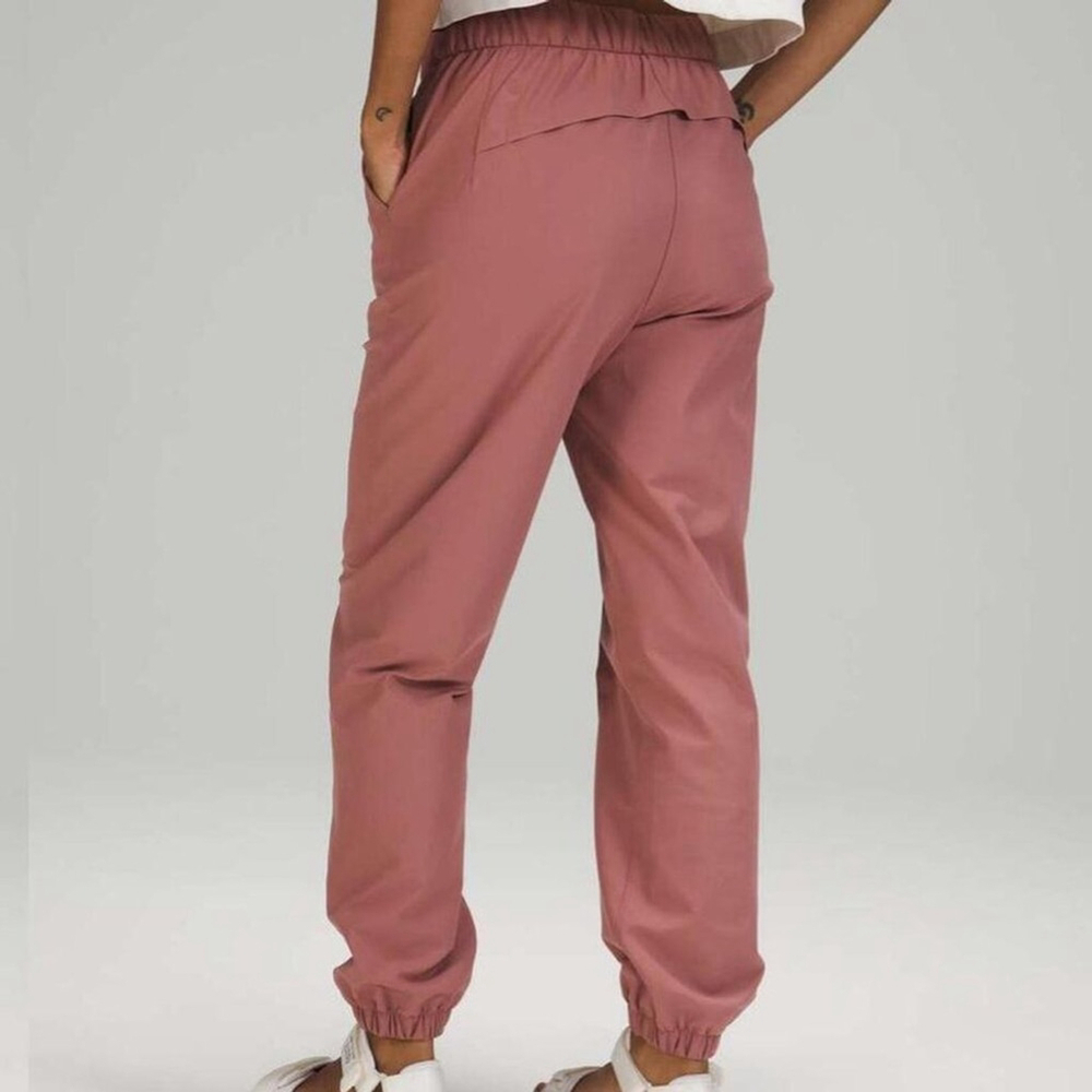 High-Rise Rose Jogger Pants - Women's - Picture 5 of 10